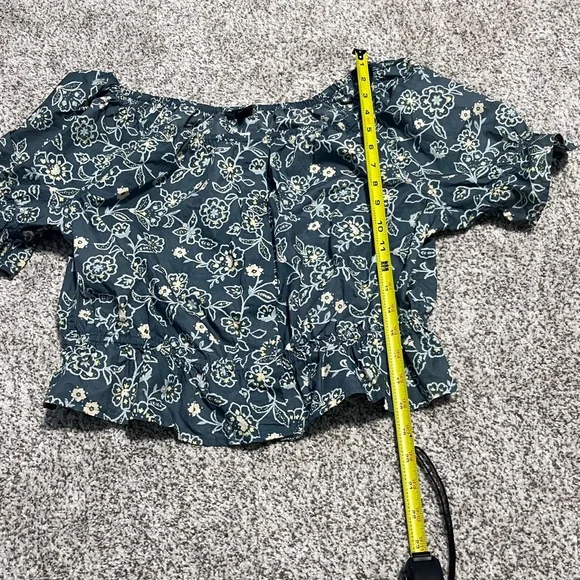 Re-Imagined by J.Crew Floral Off Shoulder Crop Top Women’s M Sustainable - Picture 10 of 10